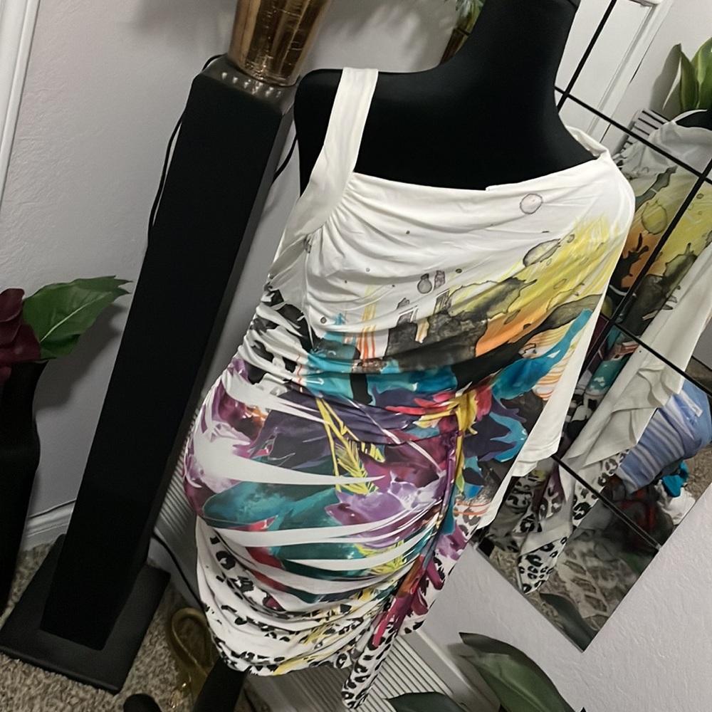 Dress - Picture 2 of 2